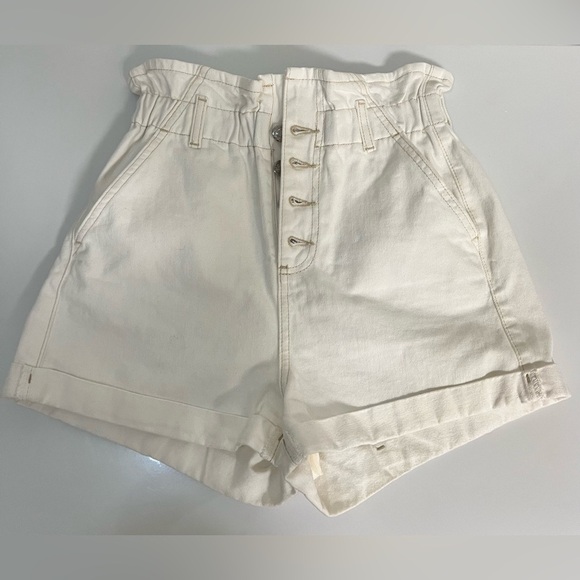 TOPSHOP cream off white color high waisted button fly elastic waist shorts 4 EUC - Picture 2 of 7
